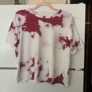 Short-sleeved tshirt